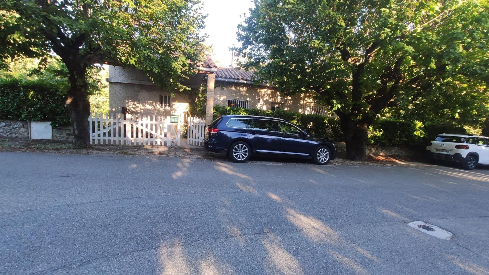 La Clairiere Villa Pierrelongue Eksteriør bilde