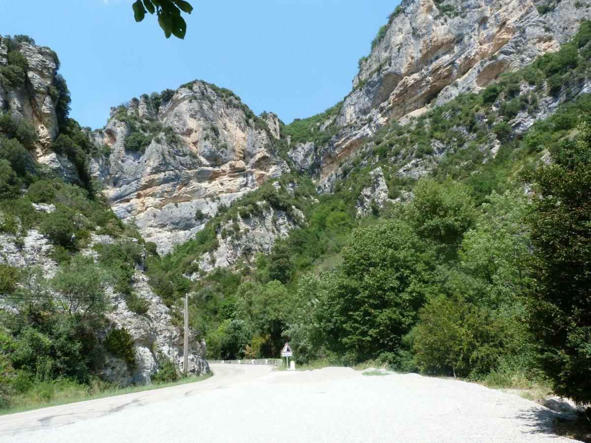 La Clairiere Villa Pierrelongue Eksteriør bilde