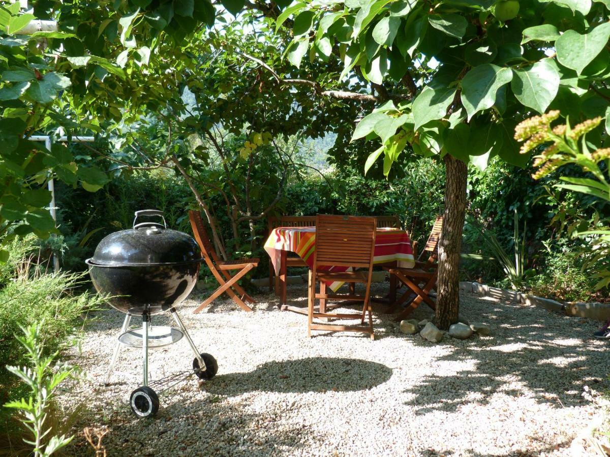 La Clairiere Villa Pierrelongue Eksteriør bilde